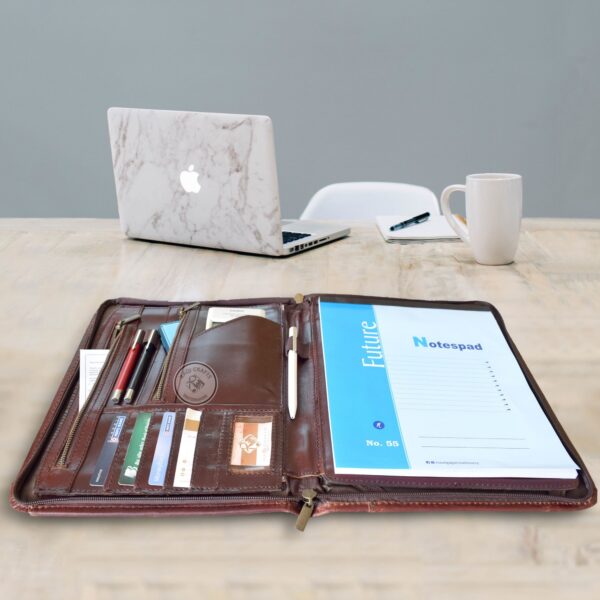 Professional Padfolio / Portfolio - Zippered - Image 7