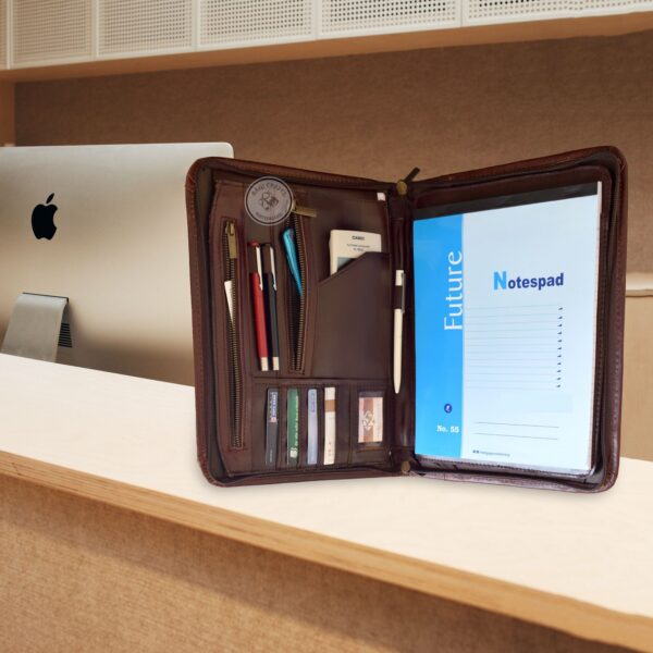 Professional Padfolio / Portfolio - Zippered - Image 6