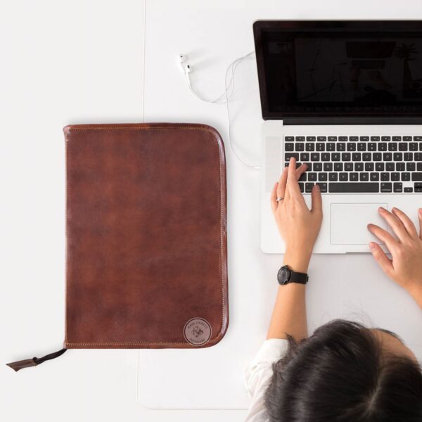 Professional Padfolio / Portfolio - Classic - Image 3